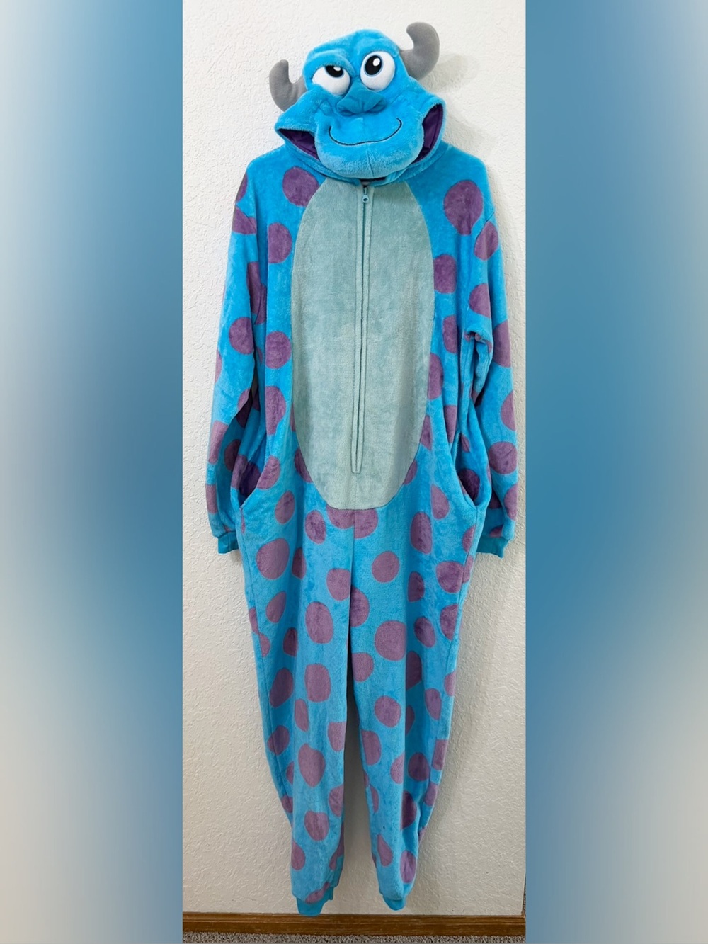 Disney’s Monster’s Inc Sully Adult Onesie Costume Size Large